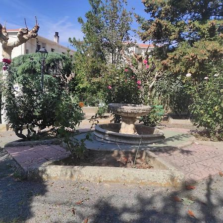 Hostal El Patio Restaurante San Bartolomé de Pinares Dış mekan fotoğraf