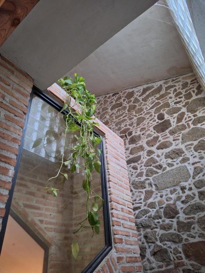 Hostal El Patio Restaurante San Bartolomé de Pinares Dış mekan fotoğraf