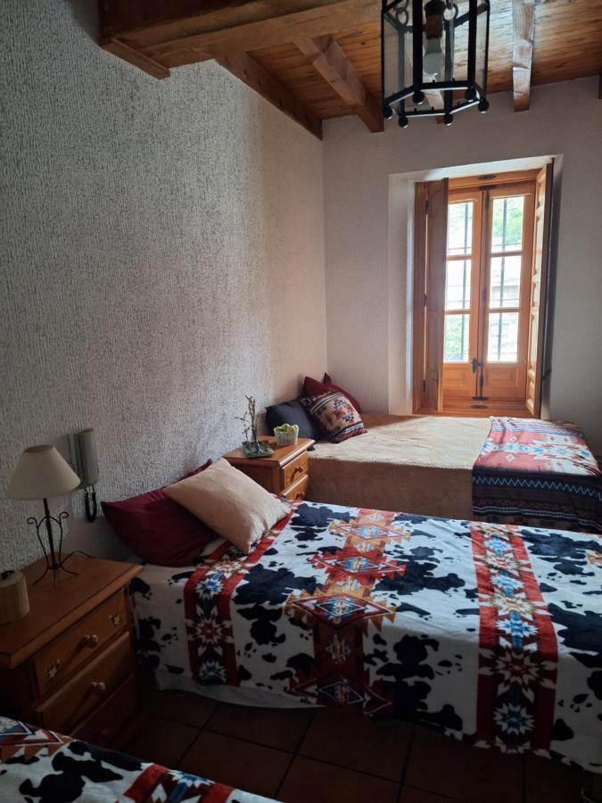 Hostal El Patio Restaurante San Bartolomé de Pinares Dış mekan fotoğraf