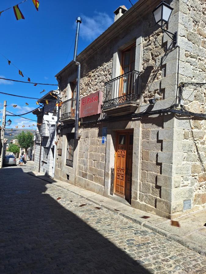 Hostal El Patio Restaurante San Bartolomé de Pinares Dış mekan fotoğraf