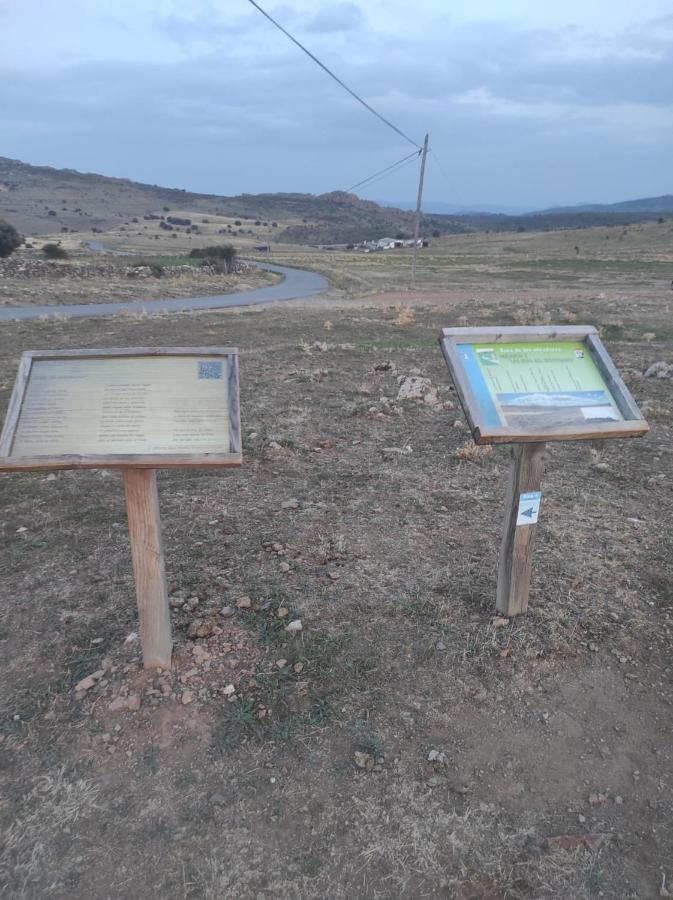 Hostal El Patio Restaurante San Bartolomé de Pinares Dış mekan fotoğraf